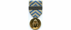 Médaille militaire : Medalla del Ejército, Naval y Aérea